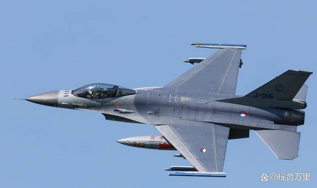 美军已做开火准备？解放军24小时连出两记重拳！美高官紧急预警