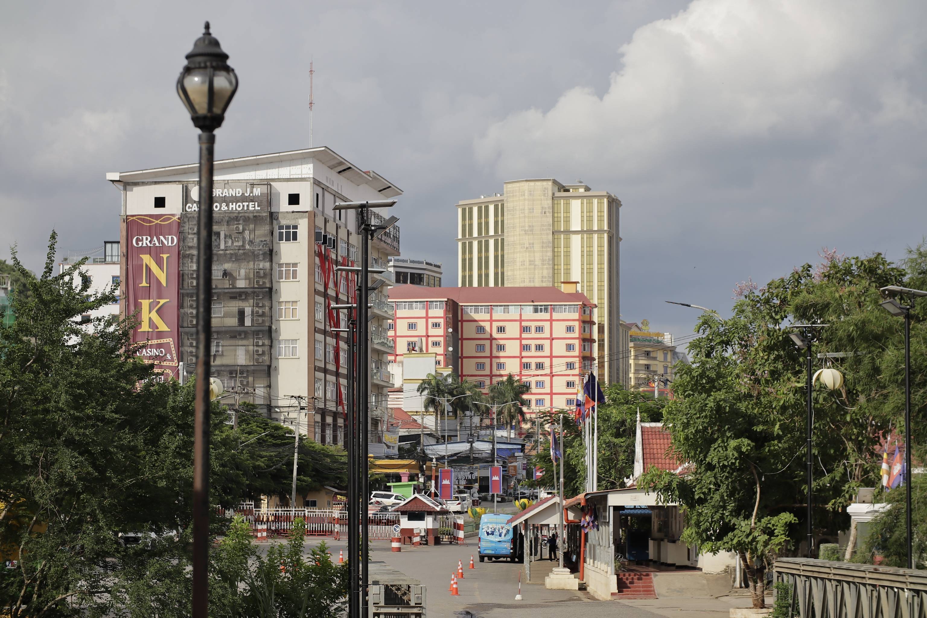 柬泰均指对方先开火 柬决定将与泰外交关系降至最低级别