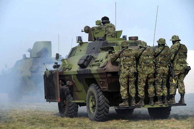 6国雇佣军到齐,俄终于弄明白,攻不下基辅的原因,3万朝军已就位