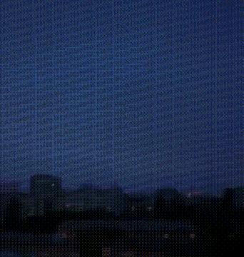 13发13中！乌军战略机场剧烈爆炸，炸出小太阳，美国这次损失大了