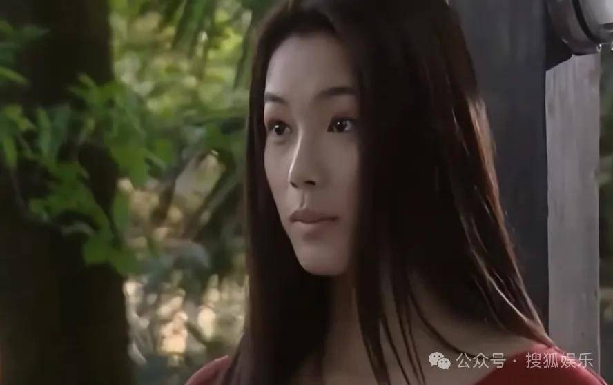 从爆红到突然消失好几年,再出现已经胖到大家不敢认了?