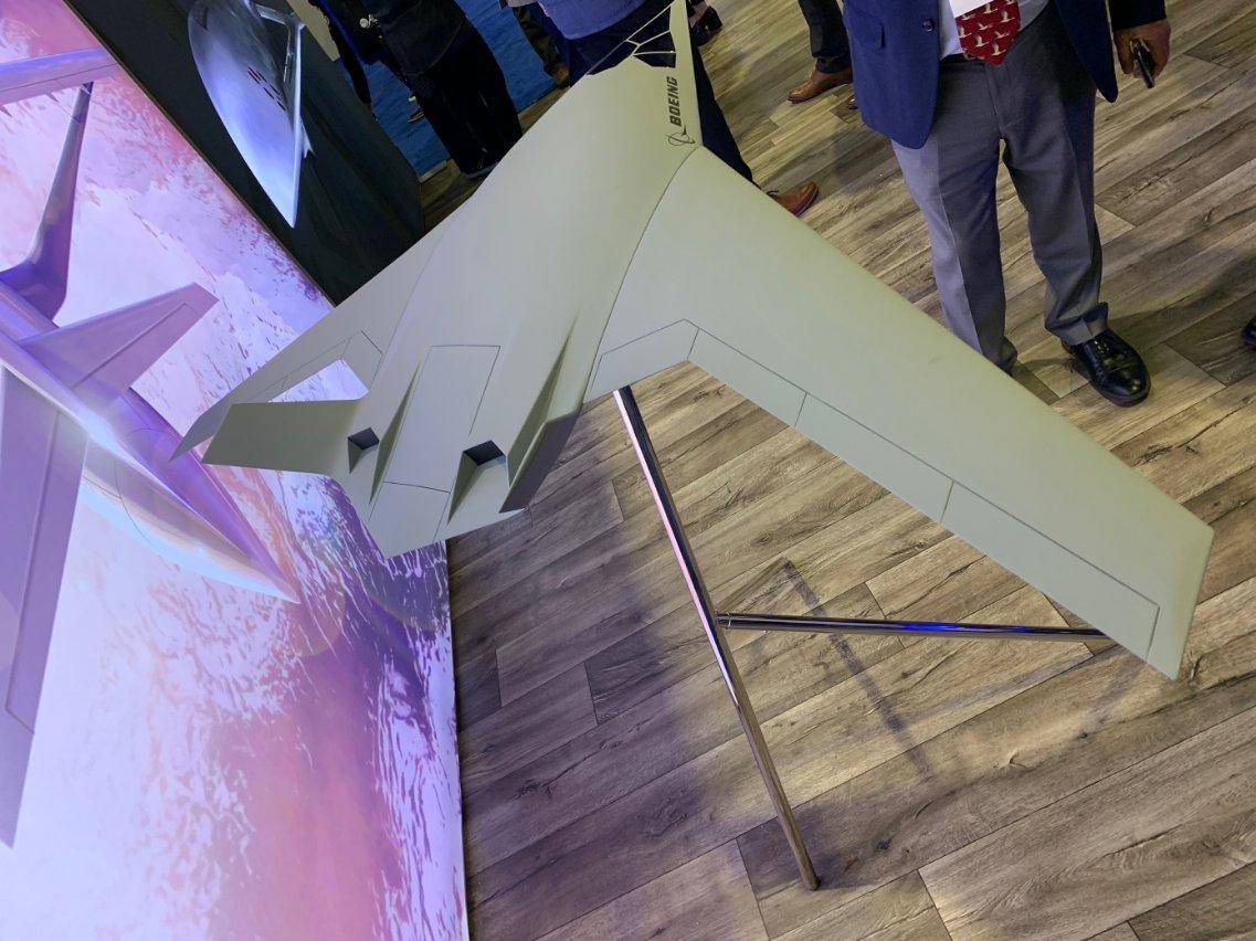 西工大创新突破,BWB300验证机亮相,轰-20设计蓝图初露端倪!