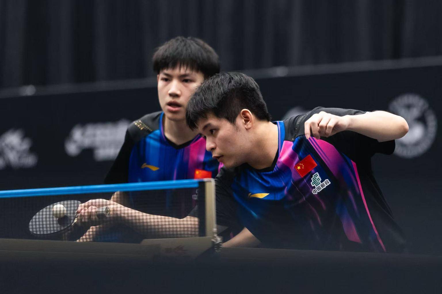 林诗栋双线作战均终结“黑马” 混双携蒯曼进决赛