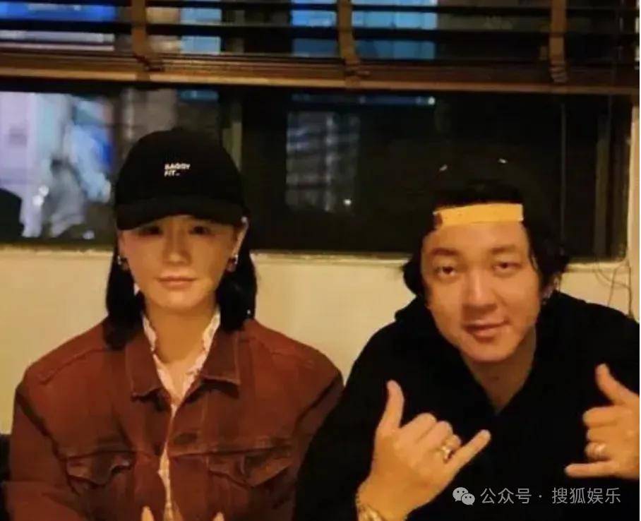 被全网劝分的这对终于分手了?她最近的状态确实肉眼可见的好!