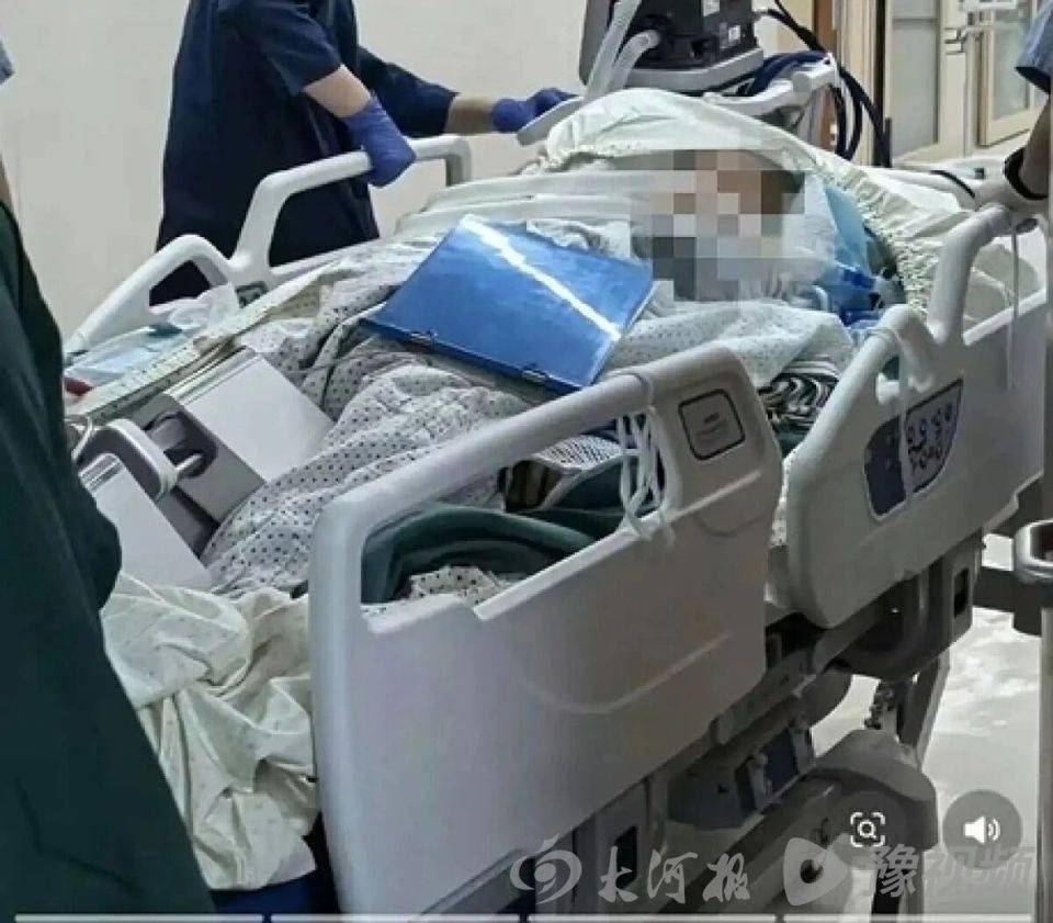 误触“化骨水”女子今日已火化,丈夫称抢救3天花了30多万,涉案者儿子发声