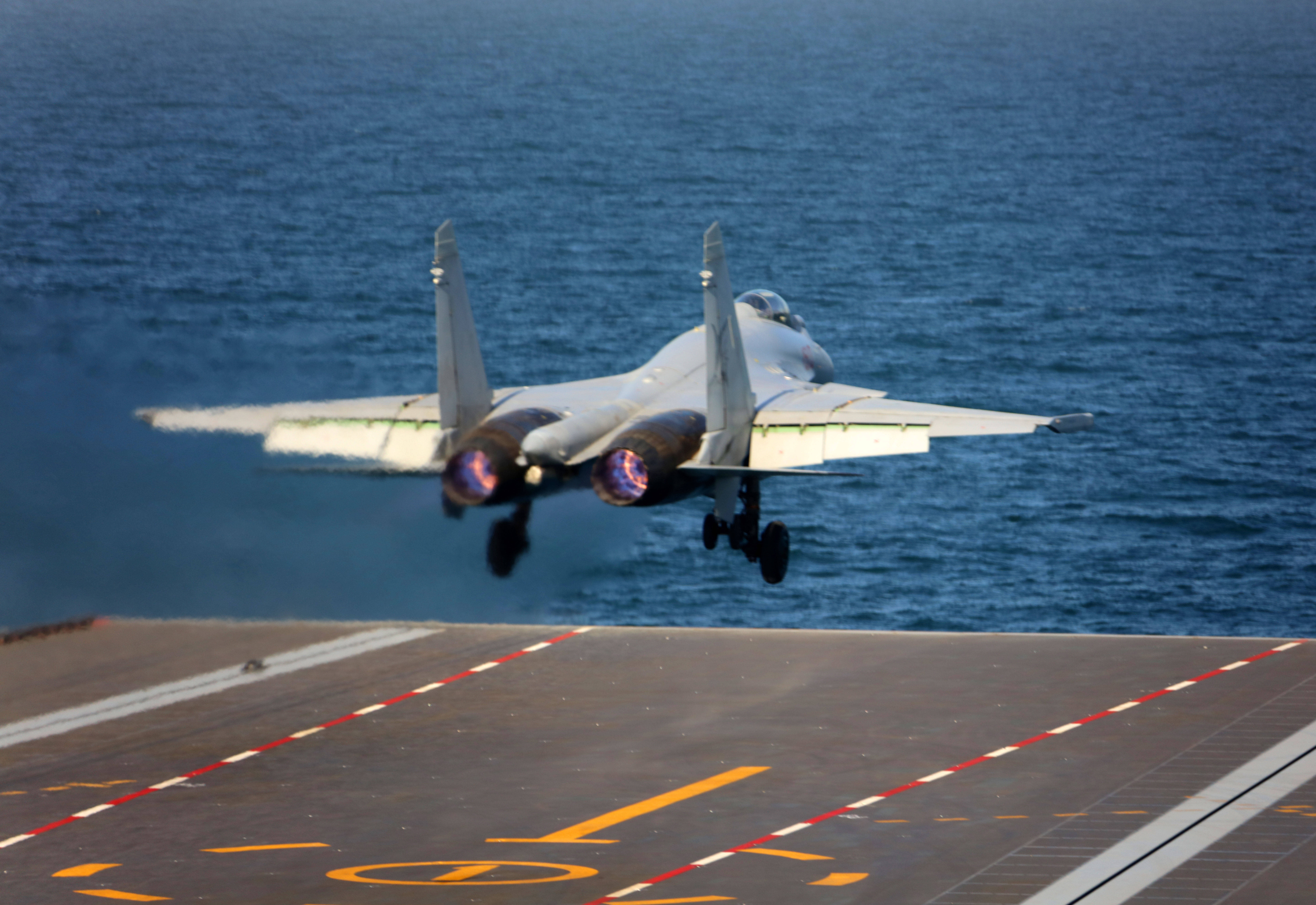 美媒：中国航母能力实现重大飞跃