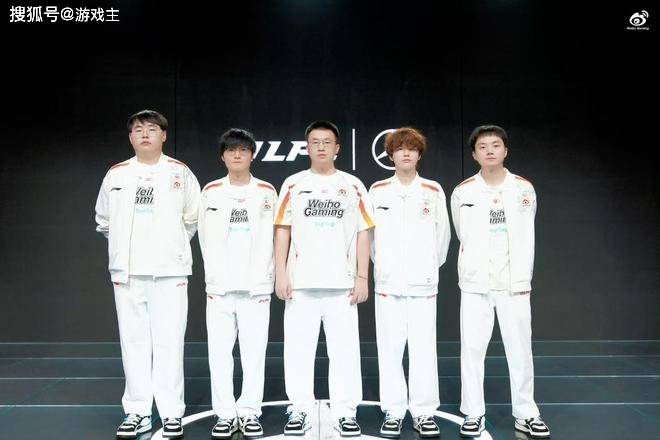 WBG投资仅次于BLG、IG火了，被曝全员顶薪，Light价格离谱